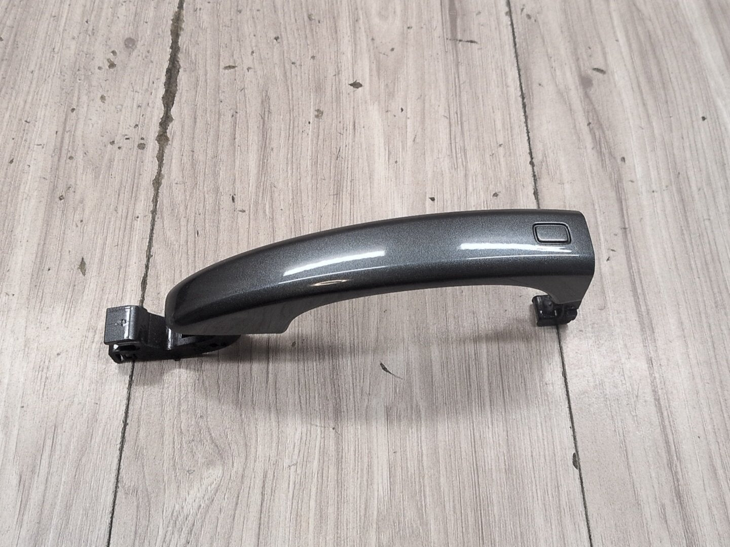 2015-2018 Audi Q3 8U Front or Rear Right Passenger Exterior Door Handle 8T0837205A