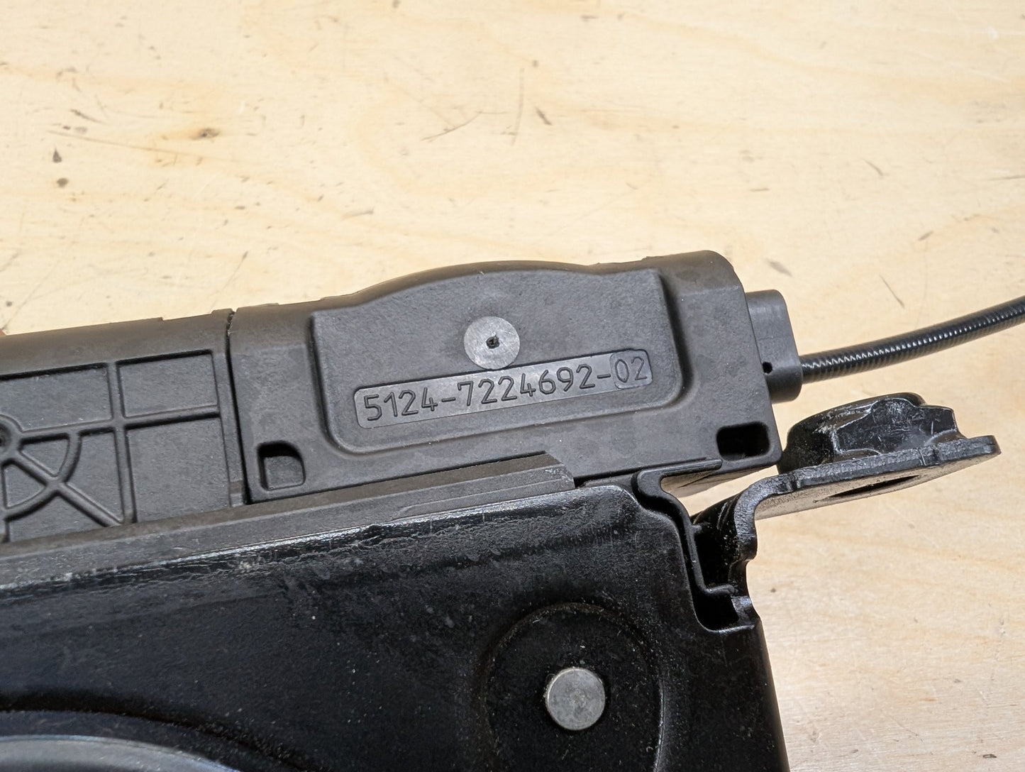 2012-2018 BMW 328i F30 Liftgate Trunk Lid Liftgate Lock Latch Actuator 7224692