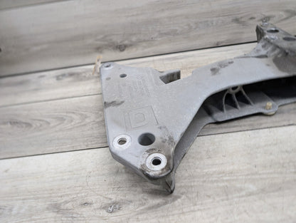 2017-2023 BMW 530i G30 Transmission Mount Bracket 6870602