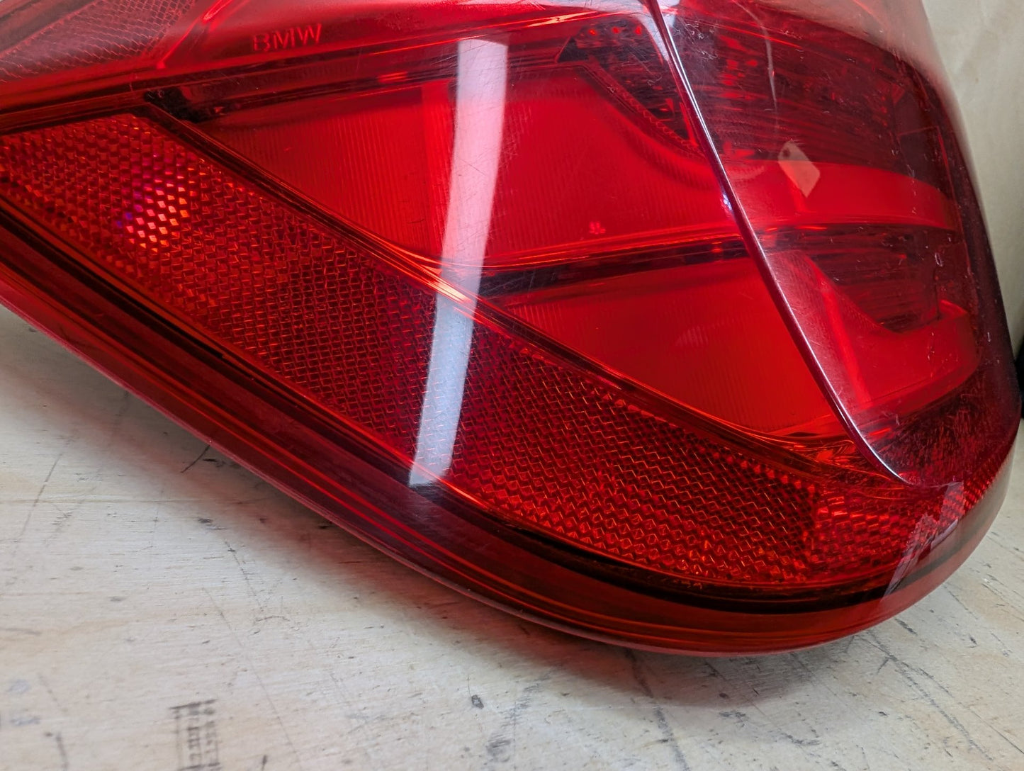 12-15 OEM BMW F30 F80 328 335 M3 Rear Left Driver Side Outer Tail Light Lamp
