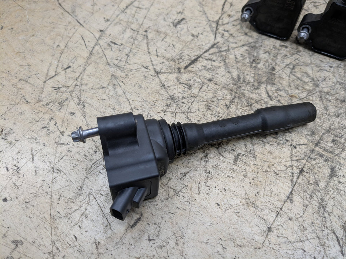 2016-2019 BMW G12 740Li B58B30M0 Engine Motor Ignition Coil SET 8643360
