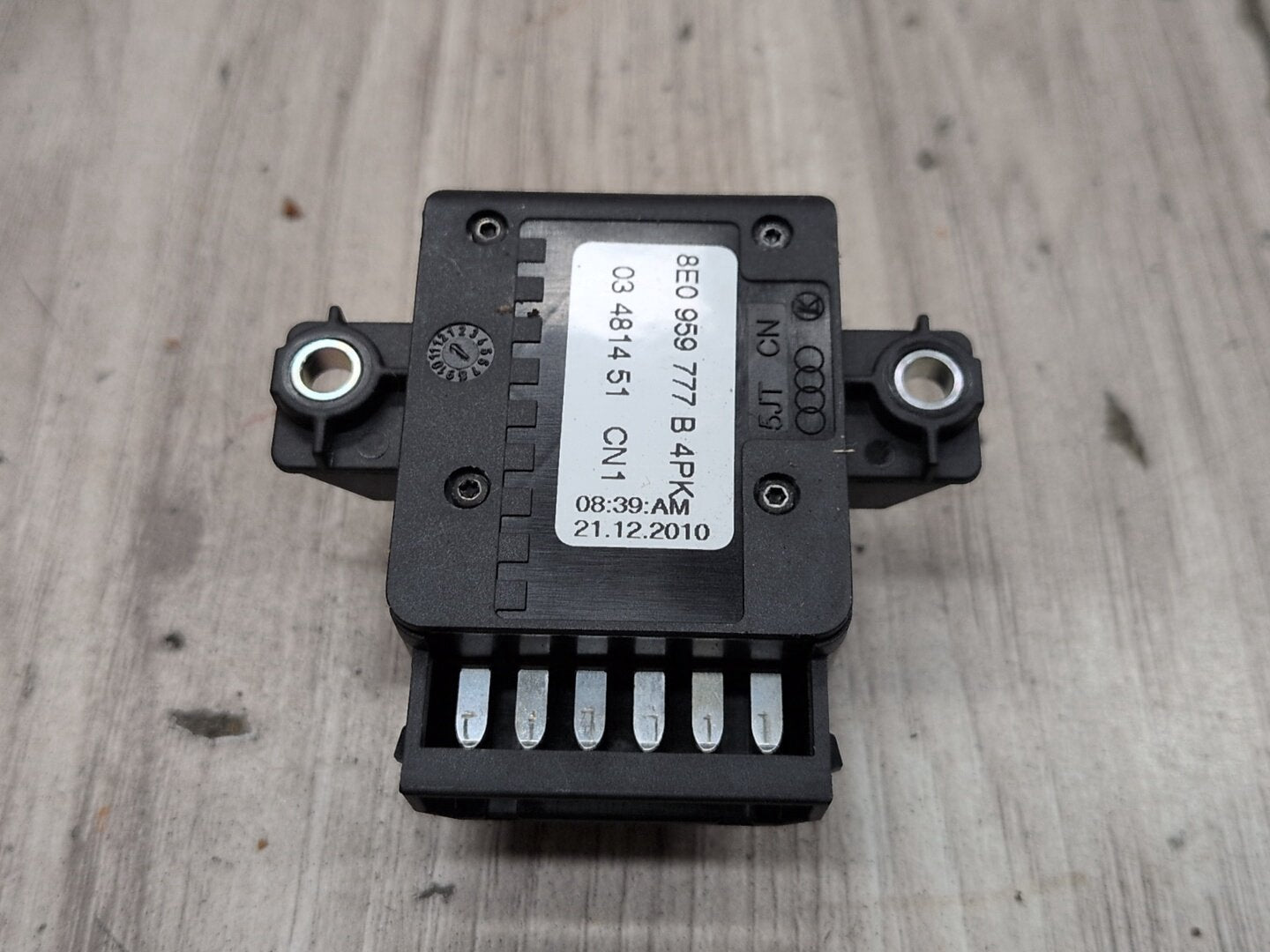 2008-2017 Audi S5 8T Front Left Driver Seat Lumbar Control Switch 8E0959777B4PK