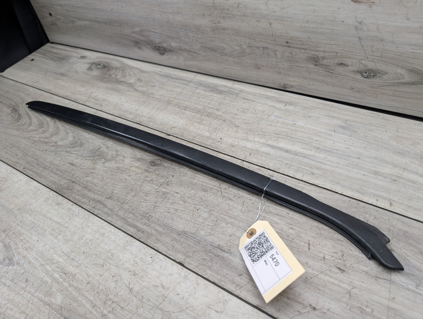 2012-2018 BMW 340i F30 Left Driver Side Windshield Drip Molding Trim 7258187