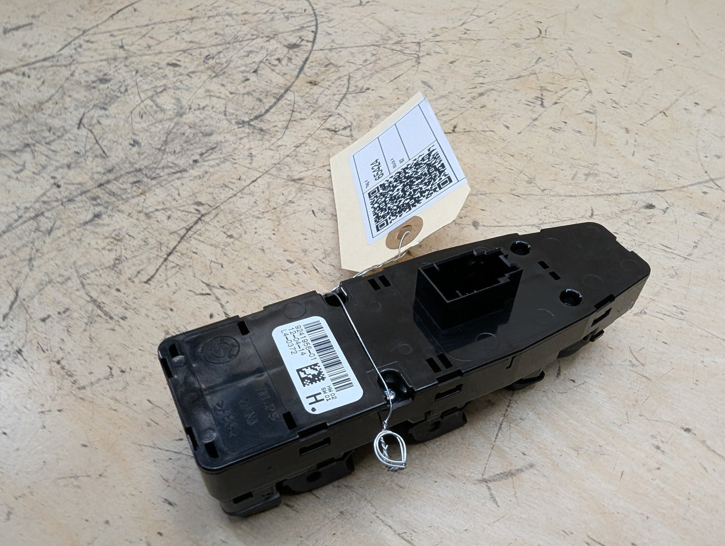2010-2017 BMW 535i GT xDrive F07 Front Left Driver Door Master Window Switch 9241956 OEM
