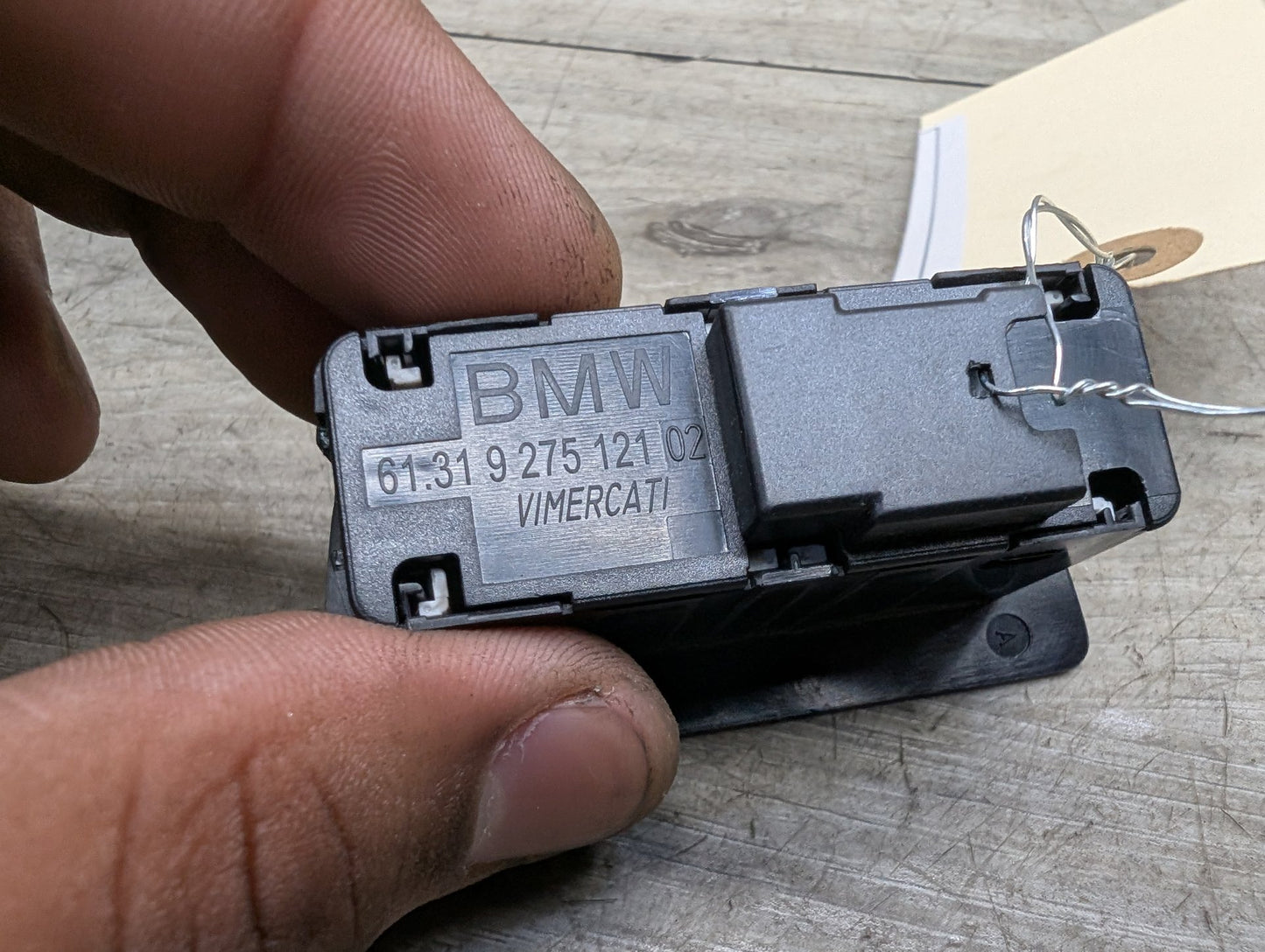 OEM BMW F02 F10 F15 F48 F90 G01 G20 G30 G80 X3 Rear Trunk Lid Center Lock Switch