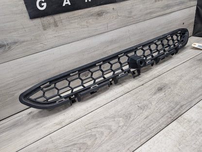 2015 - 2019 BMW X6 F86 Front Middle Center Bumper Cover Grille 8056341 S63B44T2