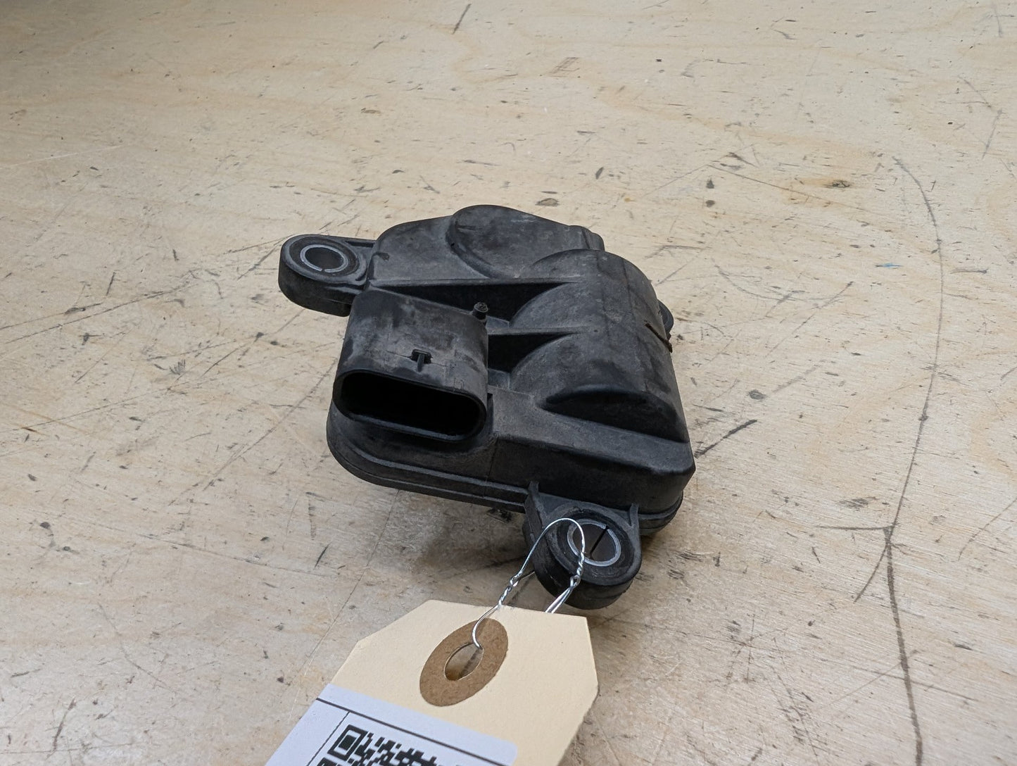 OEM BMW F15 F16 F22 F23 F30 F32 F33 F36 F44 Muffler Exhaust Flap Actuator Motor