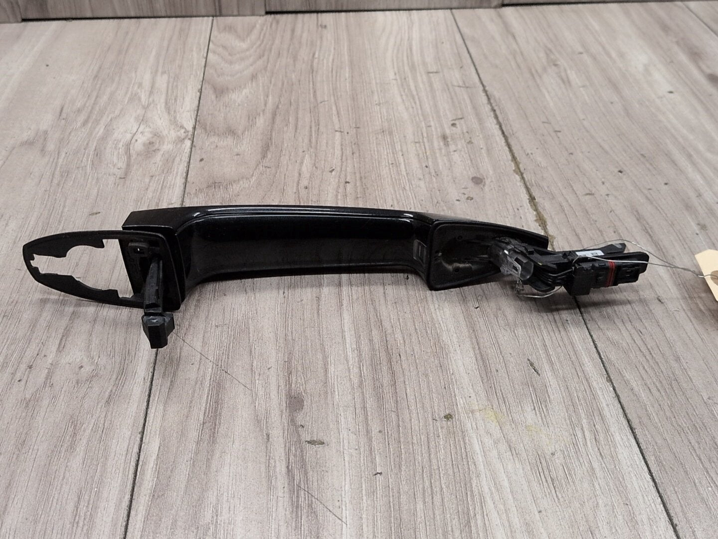 2014 - 2018 BMW X5 F85 Front or Rear Left Driver Exterior Door Handle w/ Comfort Access 7422103 S63B44T2