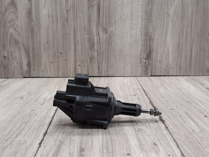 2016-2022 BMW G12 750i Turbo Charger Wastegate Actuator 8680616