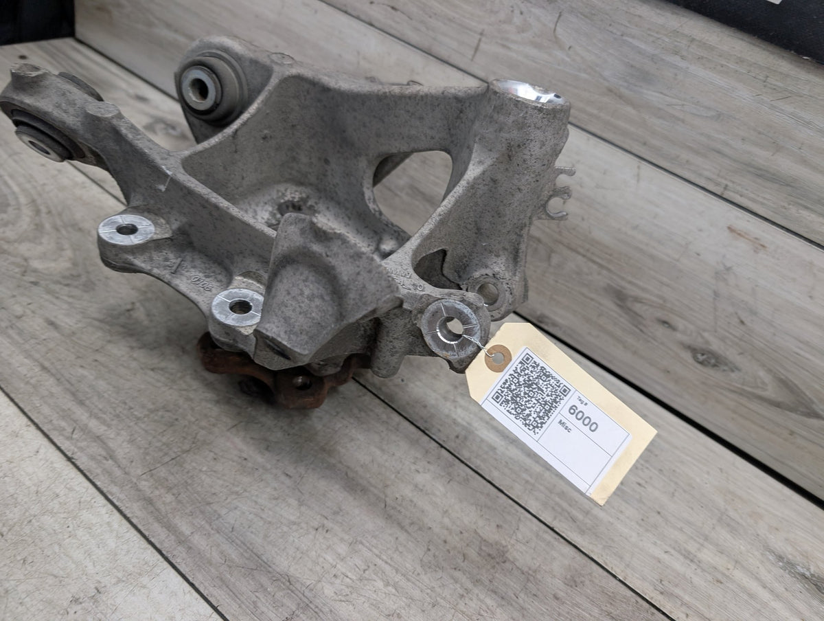 2016-2022 BMW 750Li G12 Rear Left Driver Spindle Knuckle w/ Bearing 6861135 OEM
