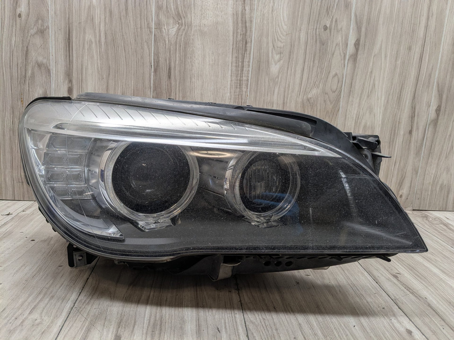2010 - 2015 BMW 750i F01 Front Right Passenger Headlight w/ Modules SET 7348510 N63B44O1