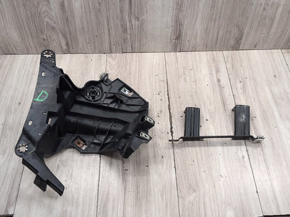 OEM BMW F15 F16 F85 F86 X5 X6 Front Left Driver Fender Mount Support Brackets