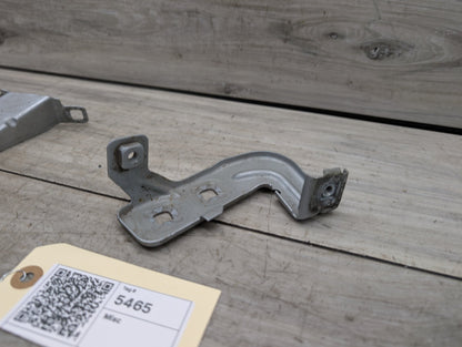 2012-2018 BMW 340i F30 Front Right Passenger Fender Brackets SET 7255844