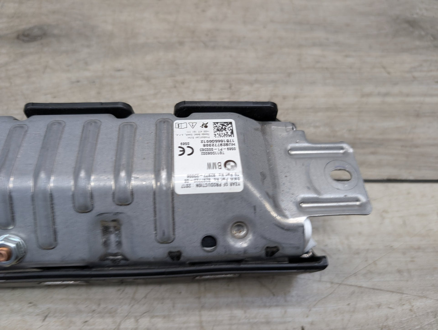 OEM BMW F90 G11 G12 G30 530 540 M550 M5 Front Left Driver Knee Lower Dash Airbag