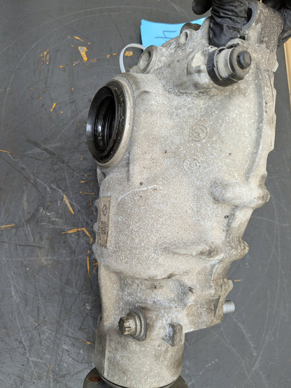 19-25 OEM BMW G20 G42 230 M240 330 M340 Front Differential Axle Gearbox 2.813