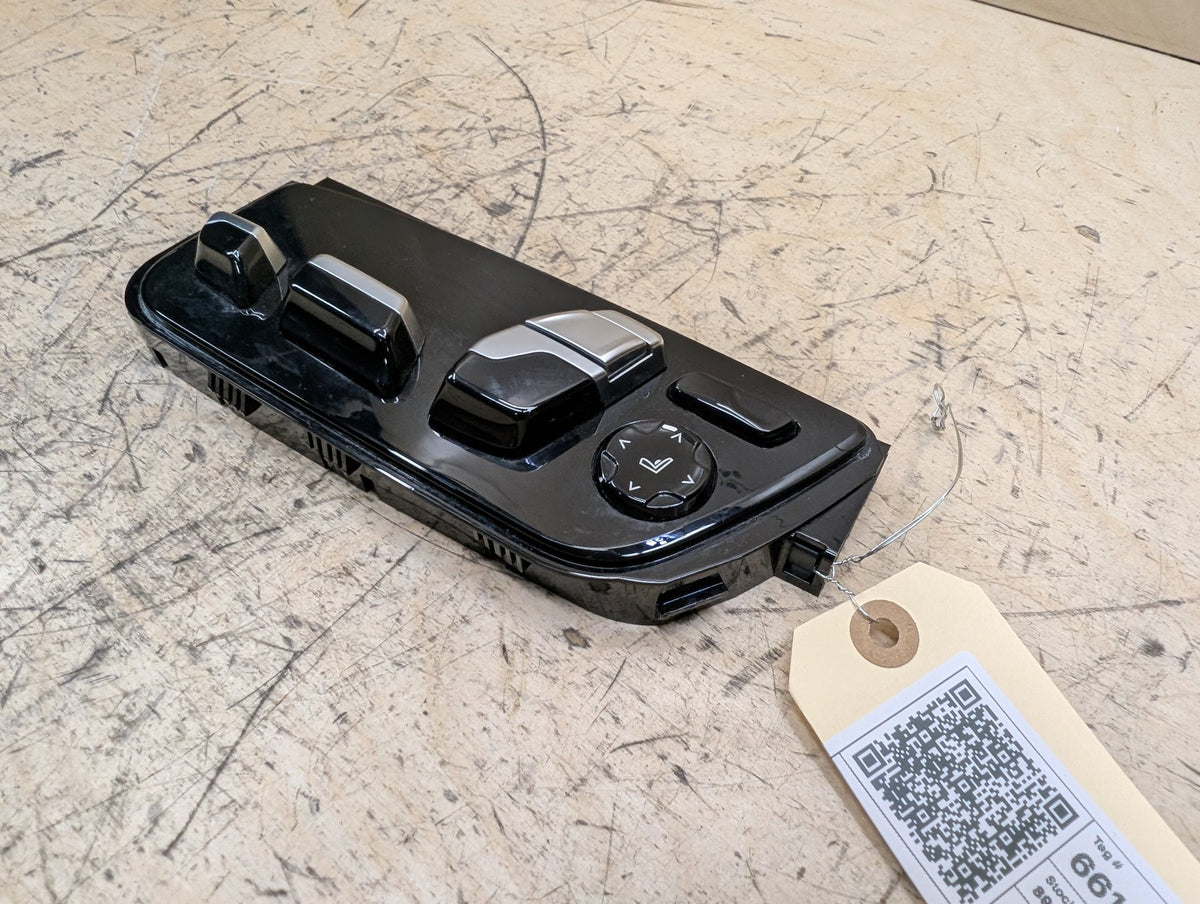 OEM BMW F90 G12 G30 530 540 M550 M5 Front Left Driver Seat Adjust Control Switch