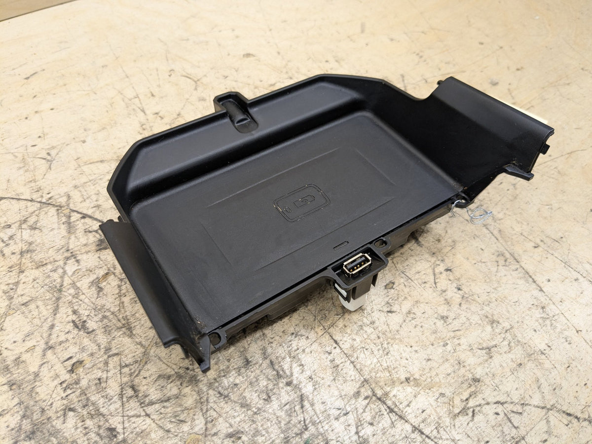 17-23 OEM BMW G30 540I Center Console Cup Holder Wireless Phone Device Charger