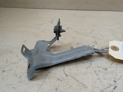 12-20 OEM BMW F30 F32 F33 F36 Front Left Driver Fender Wing Holder Bracket SET