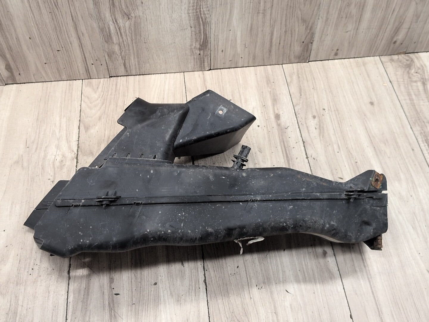 15-18 OEM BMW F85 F86 X5M X6M Front Bumper Left Driver Radiator Air Duct Vent