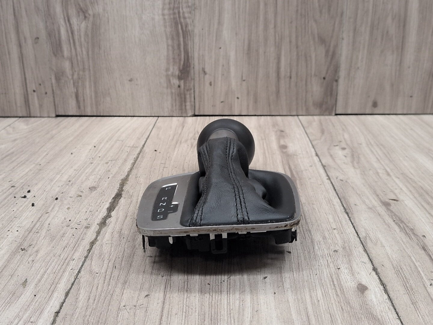 2015-2018 Audi Q3 8U Gear Selector Controller Shifter Knob Panel Assembly 8P1713463A