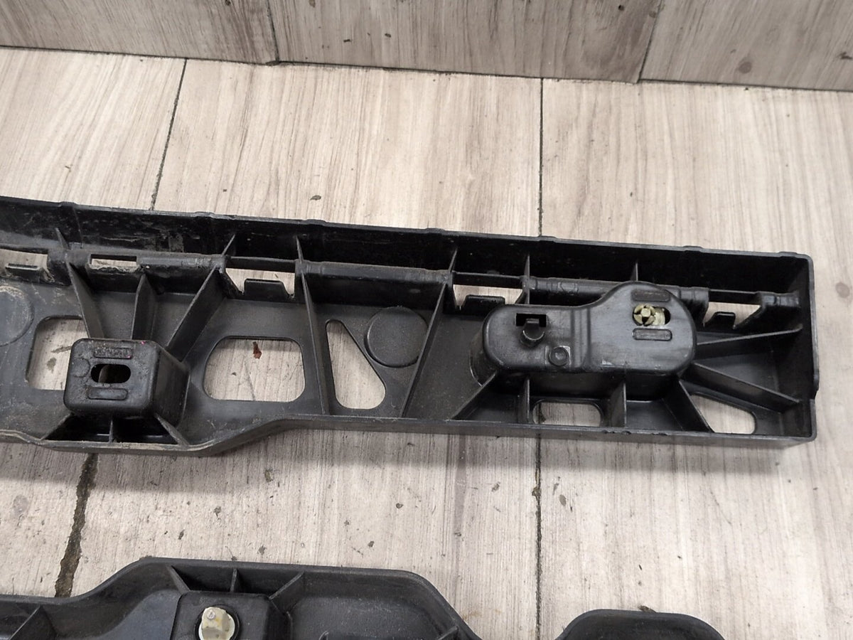 2017-2023 BMW M550i G30 Left Driver Side Skirt Rocker Panel Brackets SET 7387347 OEM