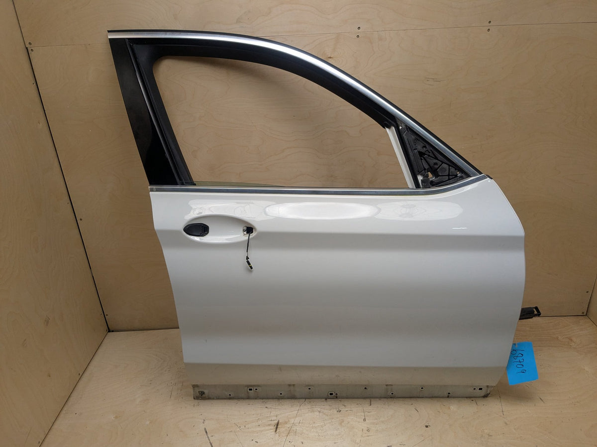 18-24 OEM BMW F97 G01 X3 X3M Front Right Passenger Door Shell Panel White 300