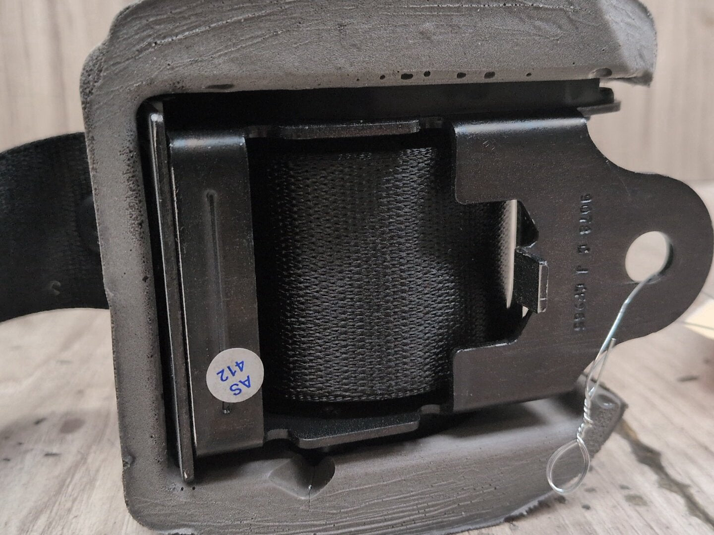 2019-2020 BMW M340i G20 Rear Middle Center Seatbelt Seat Belt Retractor 7496281