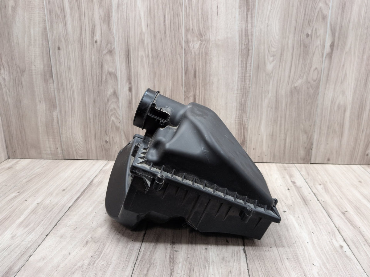 OEM BMW G05 G12 G30 540 740 Air Box Filter Cleaner Intake Resonator Muffler B58