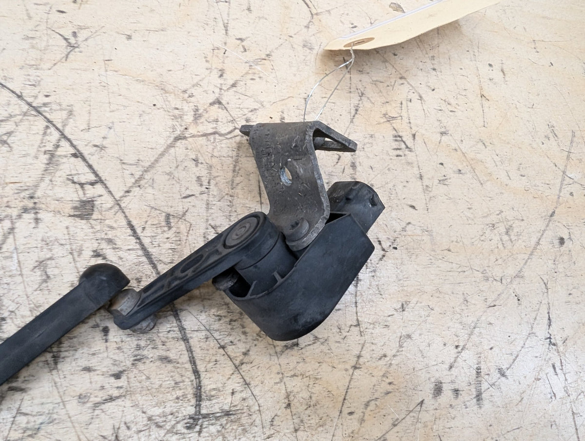 OEM BMW F30 F80 F90 G30 G20 M3 M4 Rear Left Right Suspension Height Level Sensor