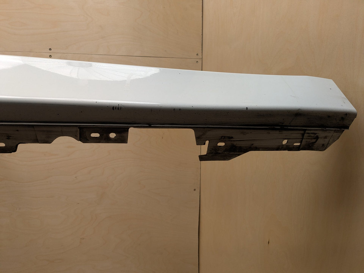2012-2018 BMW 320i F30 Right Passenger Side Skirt Rocker Panel 7256912