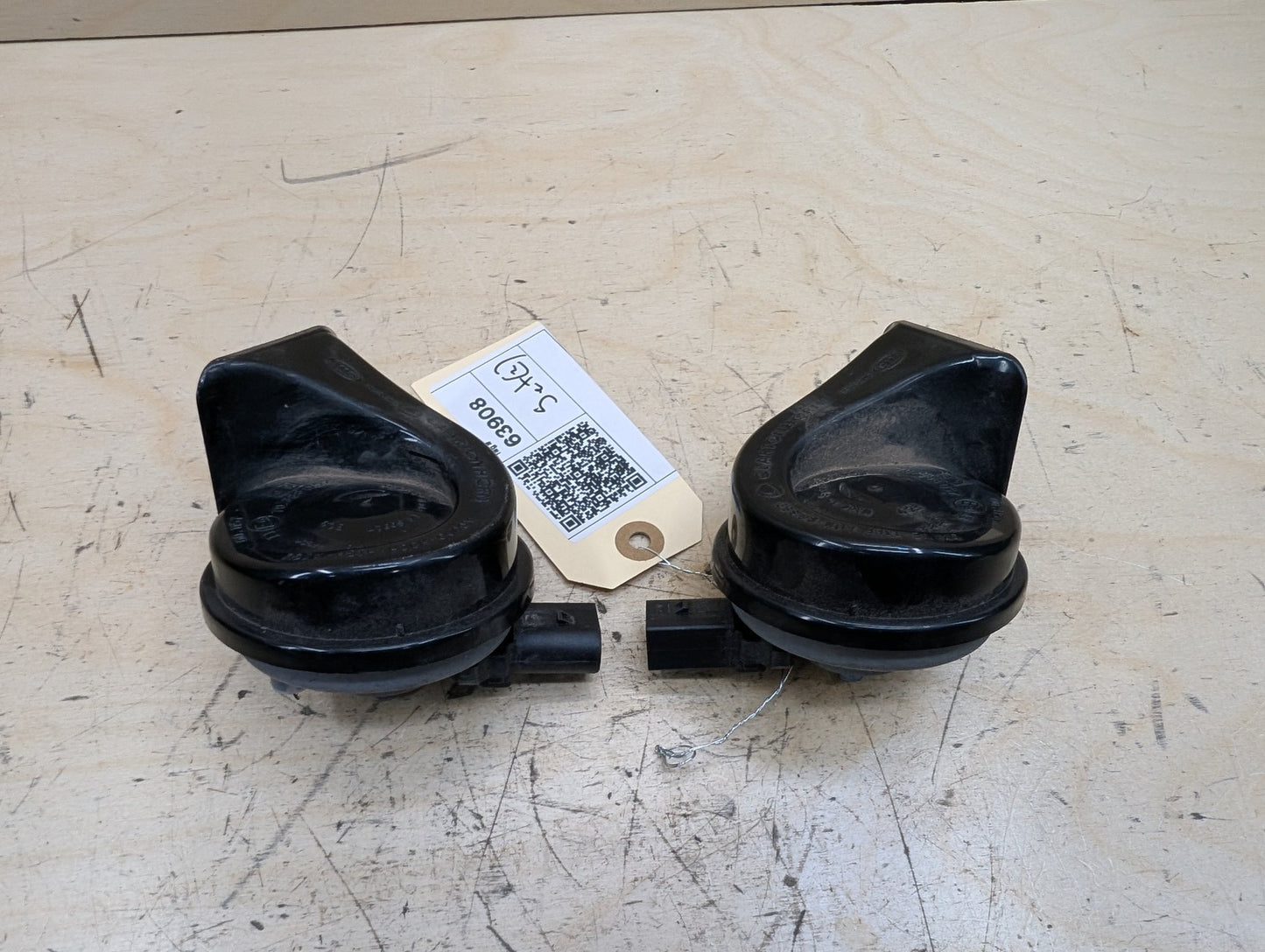 2018-2024 BMW X3 G01 Alarm Horns SET 7404430