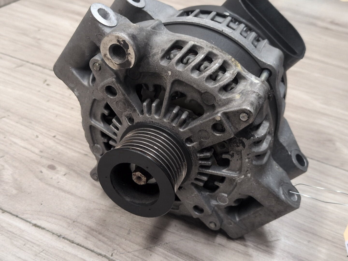 OEM BMW F06 F10 F15 F85 F86 X5 M5 Charging Alternator Generator 210A N63T S63T
