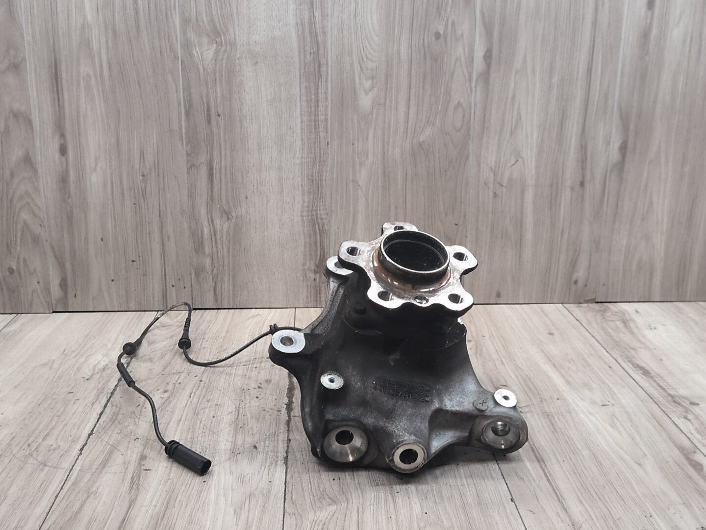 19-25 OEM BMW G20 G22 G23 FRONT Right Passenger Hub Spindle Knuckle Bearing RWD