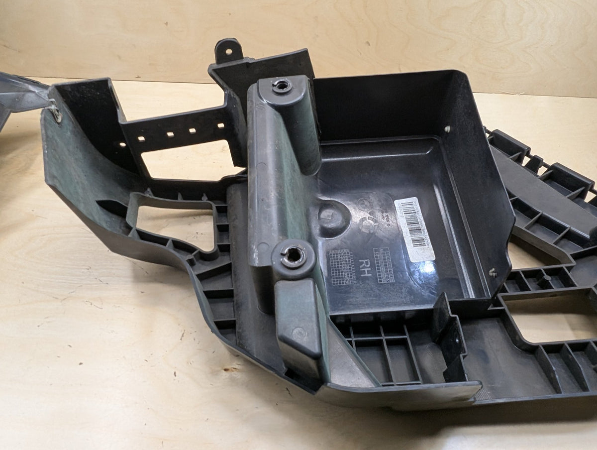 15-19 OEM BMW F16 X6 Rear Right Passenger Bumper Supports Brackets Mounts PAIR
