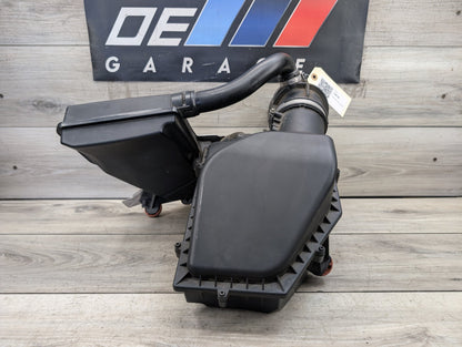 2018 - 2023 BMW X3 G01 Engine Air Filter Box Assembly 8577140 B58B30M0
