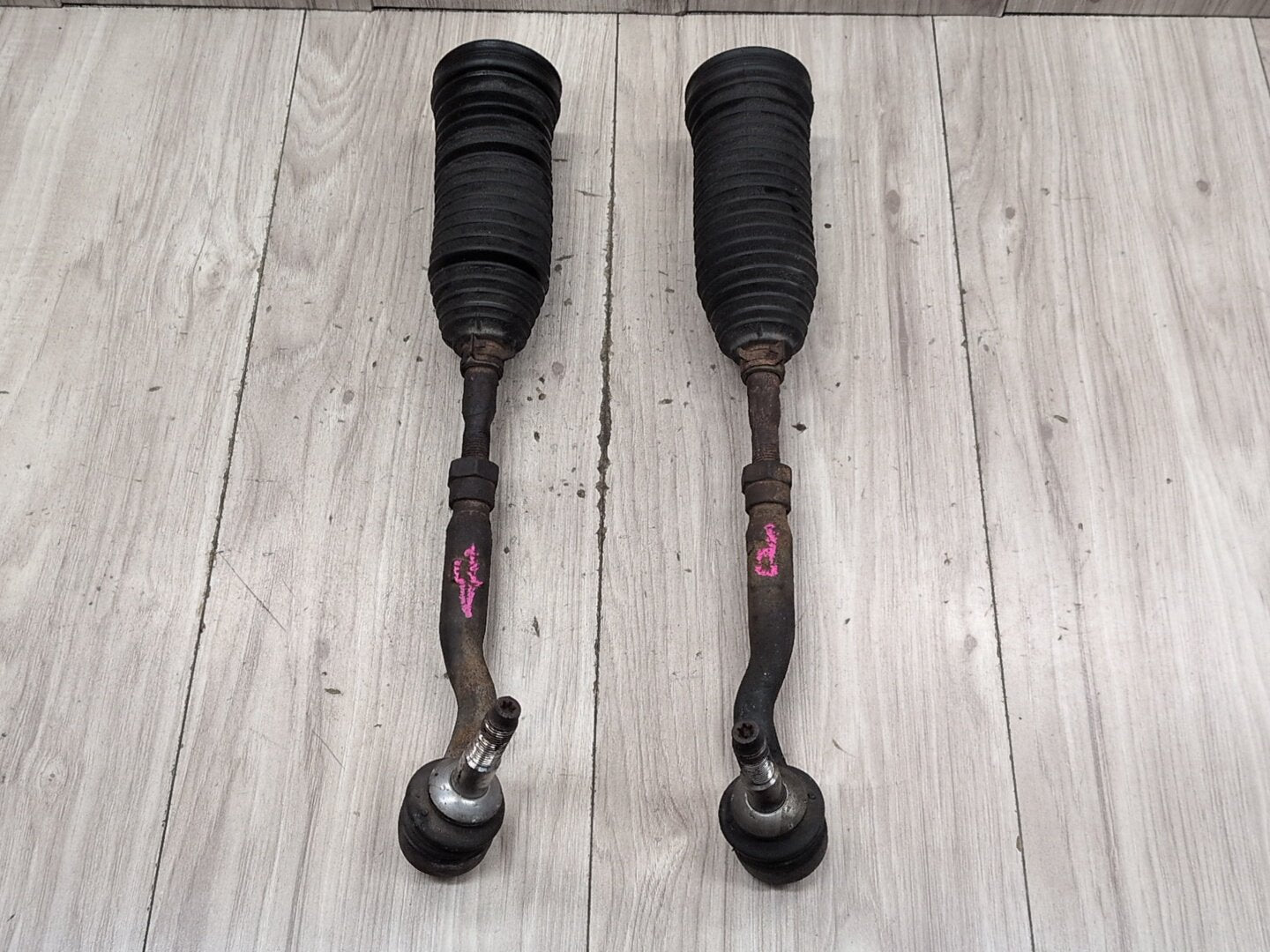 2011-2016 BMW 535i F10 Left Right Tie Rod W/ Boot SET 6784716