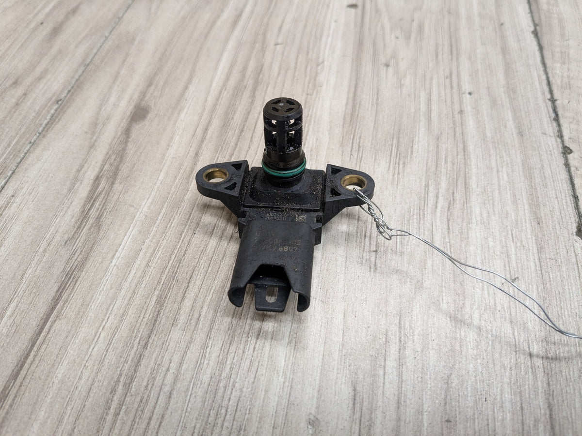 2007-2013 BMW 335i E92 Manifold Absolute Pressure (MAP) Sensor 7560063 OEM
