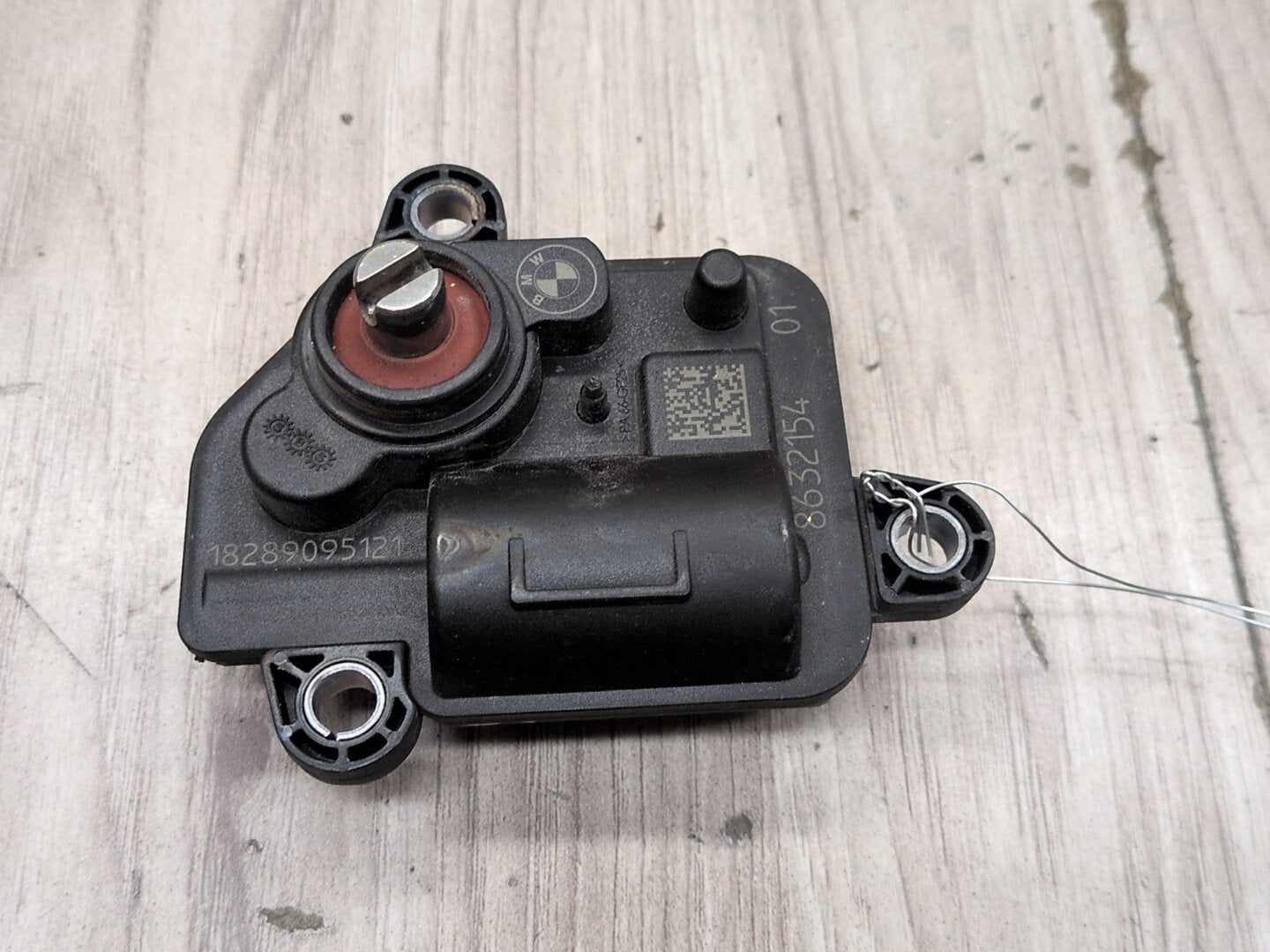 OEM BMW F15 F22 F23 F30 F32 F33 F36 F44 F48 Muffler Exhaust Flap Actuator Motor