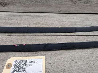 2006-2011 BMW 328i E90 Front Left Right Side Windshield Drip Trim Molding SET 7179253