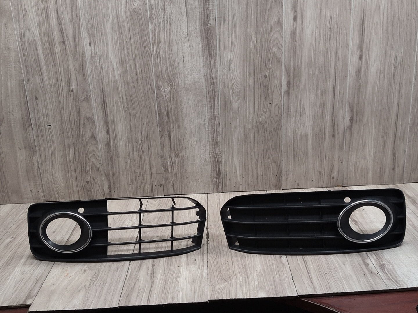 2008-2017 Audi S5 8T Front Left Right Center Bumper Cover Grilles SET 8t0807682D