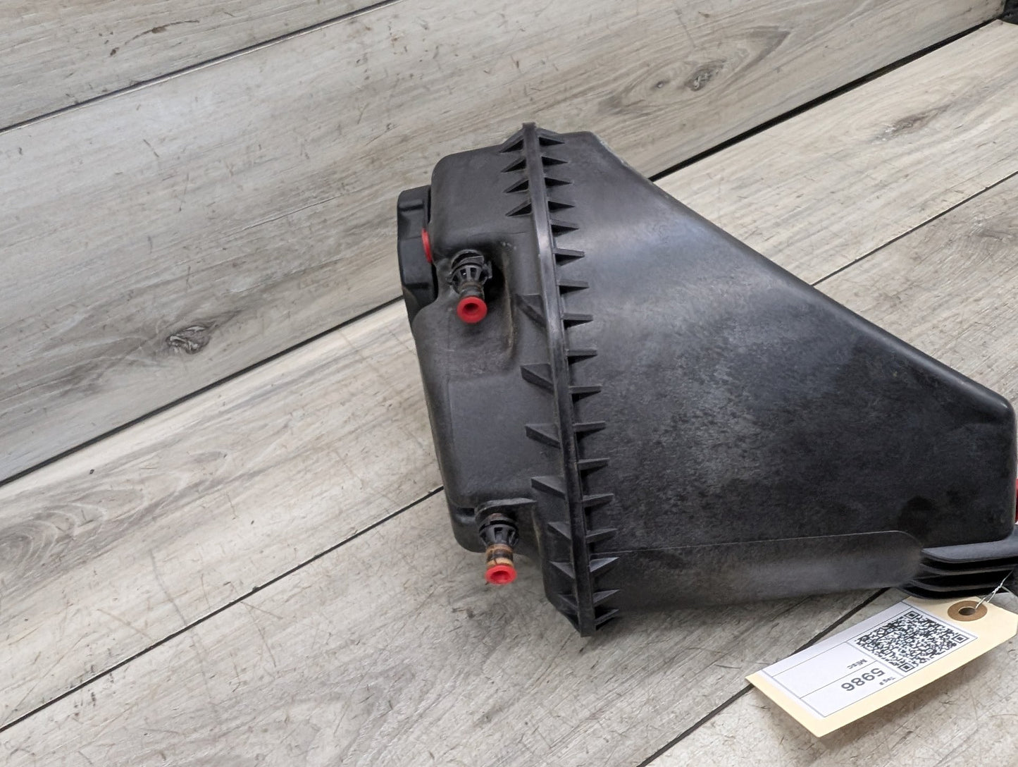 2016-2022 BMW 750Li G12 Coolant Expansion Tank Reservoir 8610657