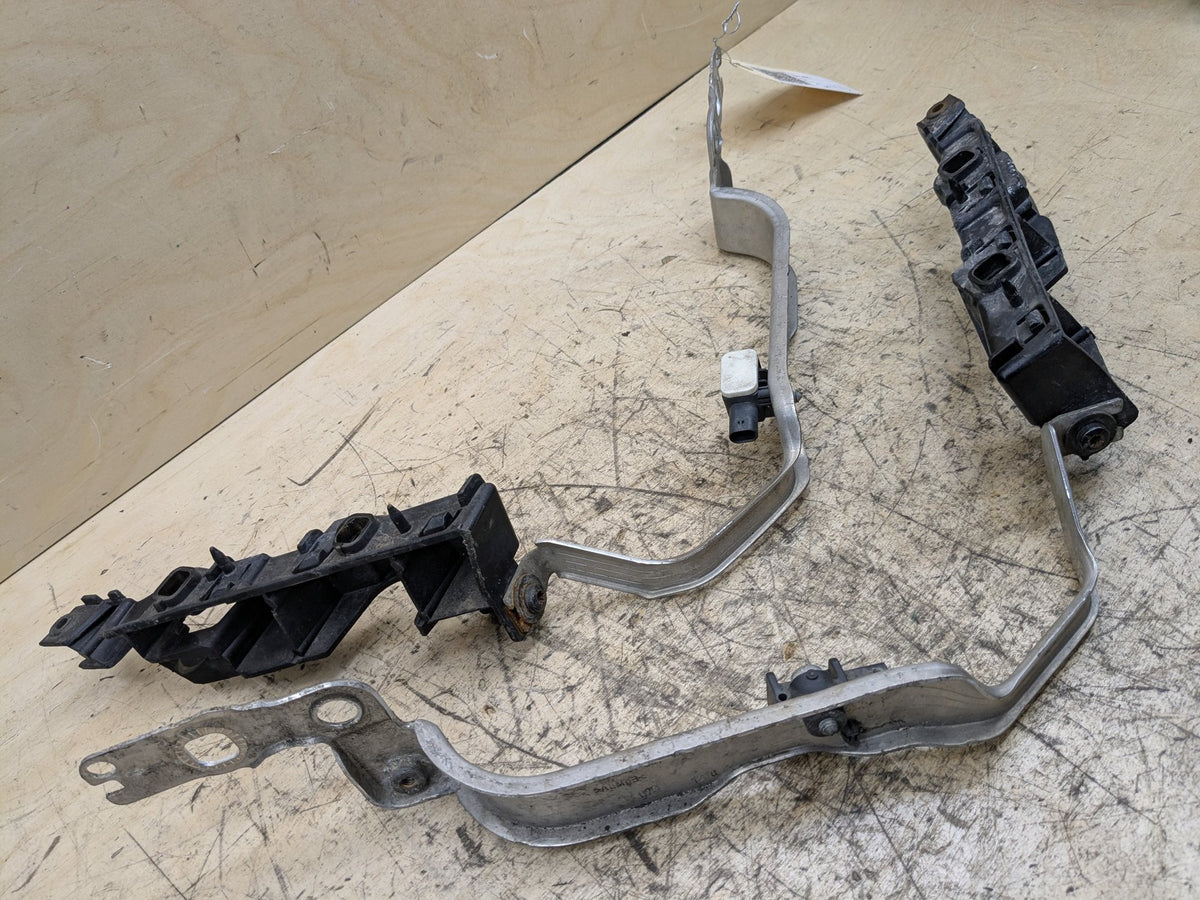 2012-2018 OEM Audi A6 C7 Front Left Right Driver Passenger Fender Brackets SET
