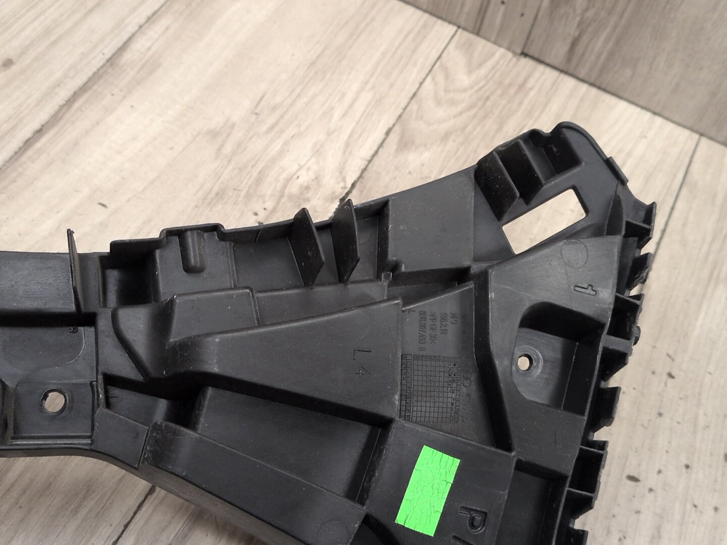 2015-2018 Audi Q3 Rear Left Right Bumper Support Mount Brackets SET 8U0807453B