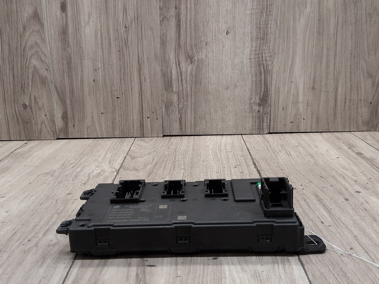 12-18 OEM BMW F82 F30 F32 REM Rear Body Control Unit Electronic Module BCM Box