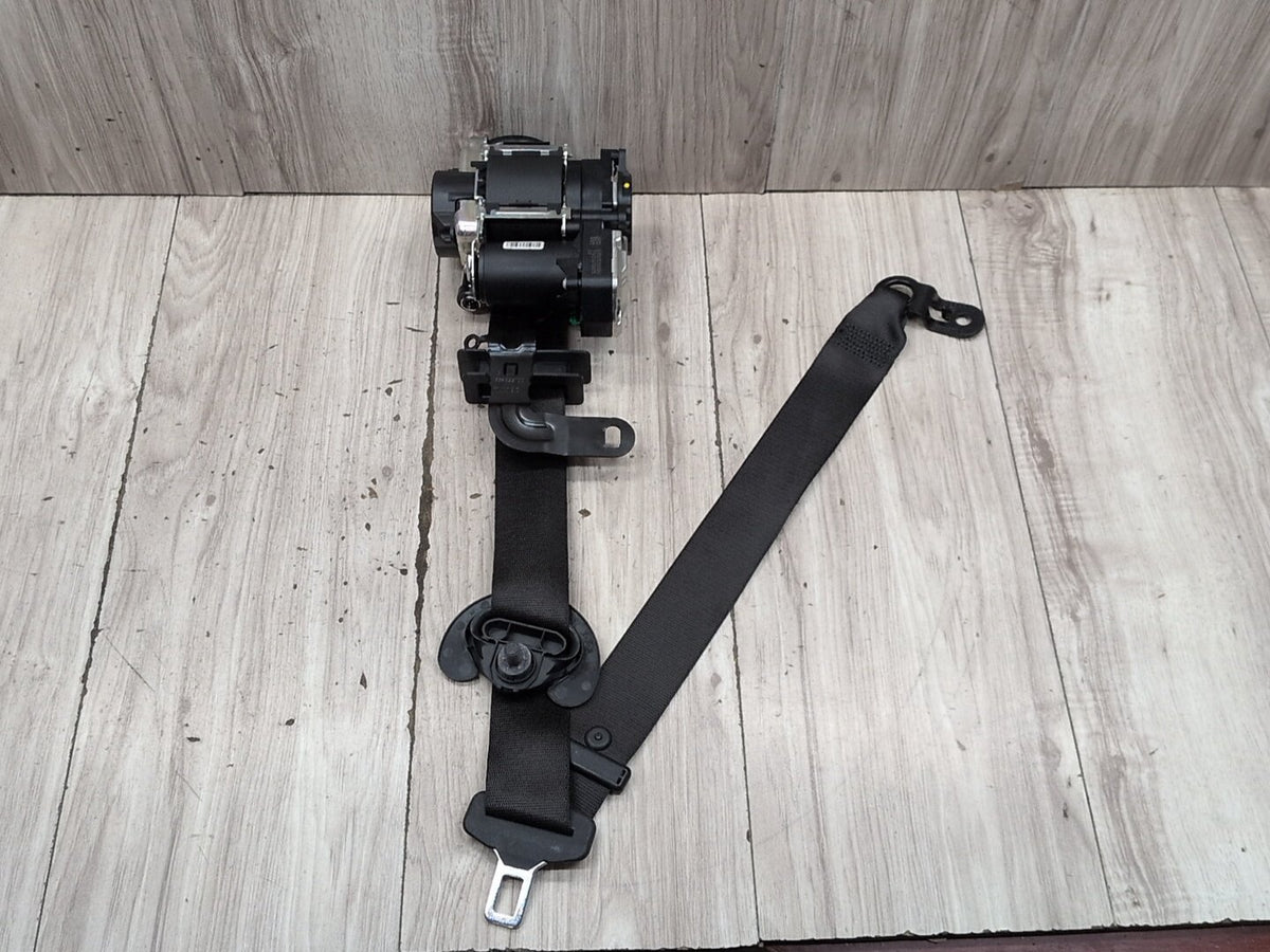 2019-2026 BMW M340i G20 Front Right Passenger Seatbelt Seat Belt Retractor 7496308 OEM
