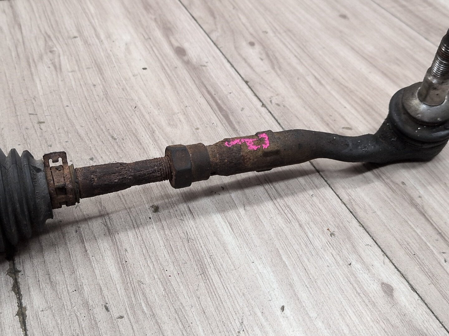 2011-2016 BMW 535i F10 Left Right Tie Rod W/ Boot SET 6784716