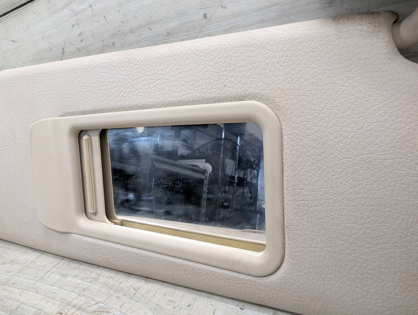 2011-2016 BMW 535i F10 Front Left Right Sun Visor SET 8038165