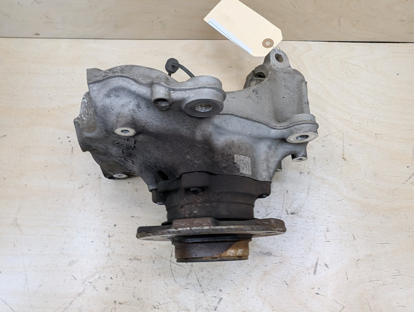 12-18 OEM BMW F30 F31 Sedan RWD Front Right Hub Knuckle Wheel Bearing Carrier