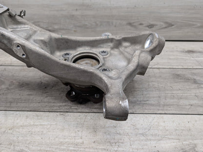 2019-2026 BMW X5 G05 Front Right Passenger Spindle Knuckle w/ Bearing 6876656