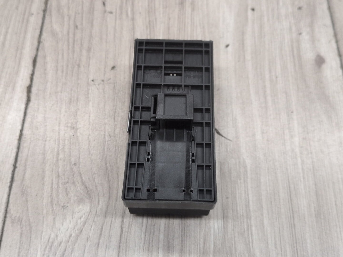15-18 OEM Audi Q3 Front Left Driver Door Master Window Switch 8U0959851